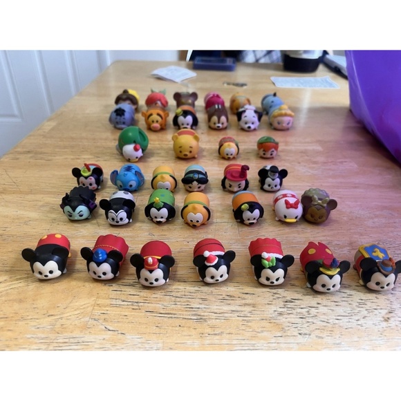 Tsum Tsum Toys Lot - 100 pieces - Disney - Picture 1 of 4